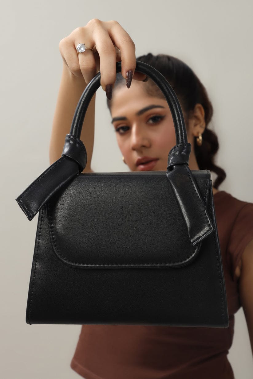 BRANDED SHOULDER BAGS