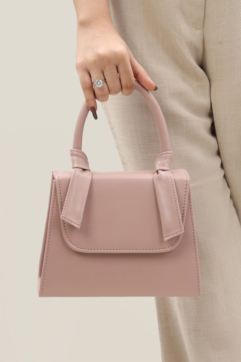 BRANDED SHOULDER BAGS